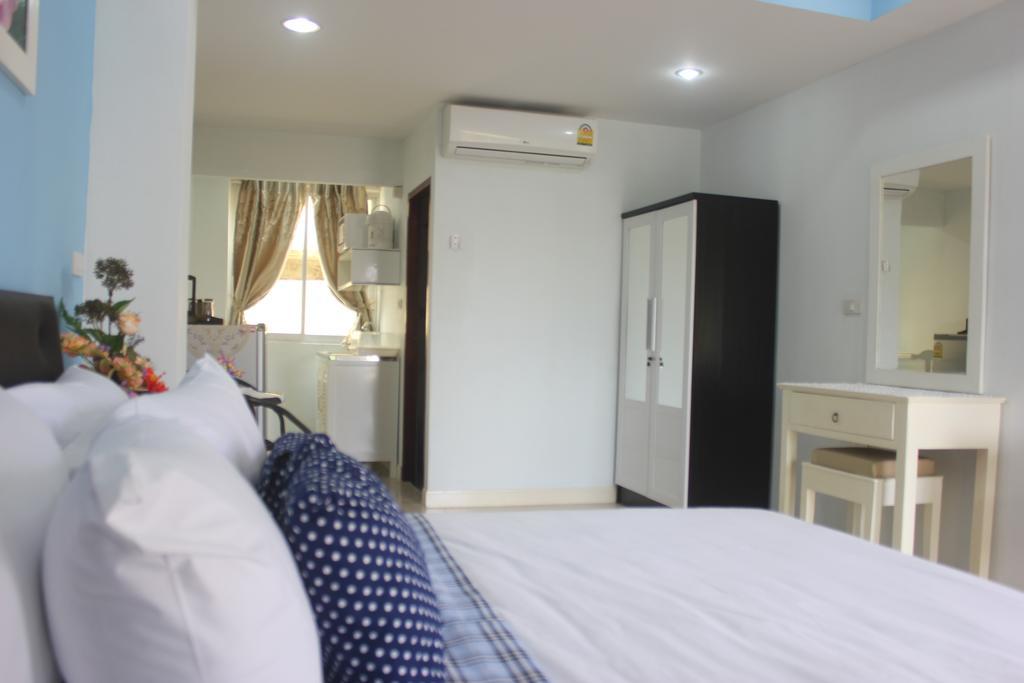 The Moonlight Place Hotel Bang Lamung Room photo